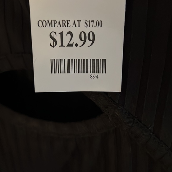 Poof Apparel Black size Small NWT - Picture 2 of 2